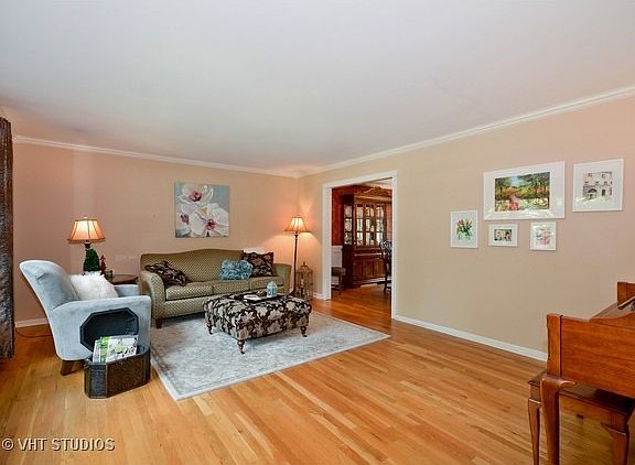 2nd image of 1730 N Marion Ct