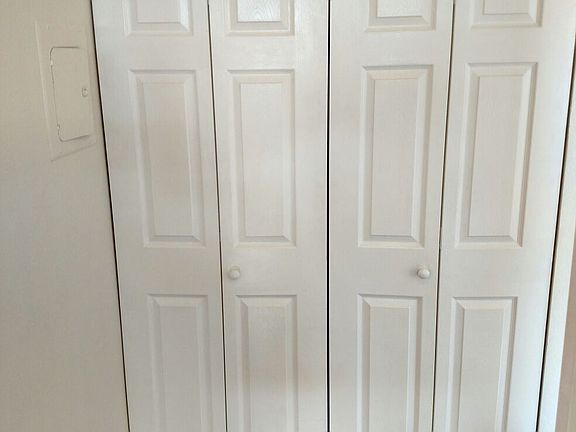 4th image of 10928 S Osage Ave APT 17