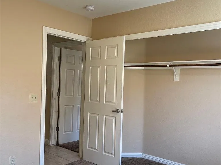 5905 April Ln — Photo 21