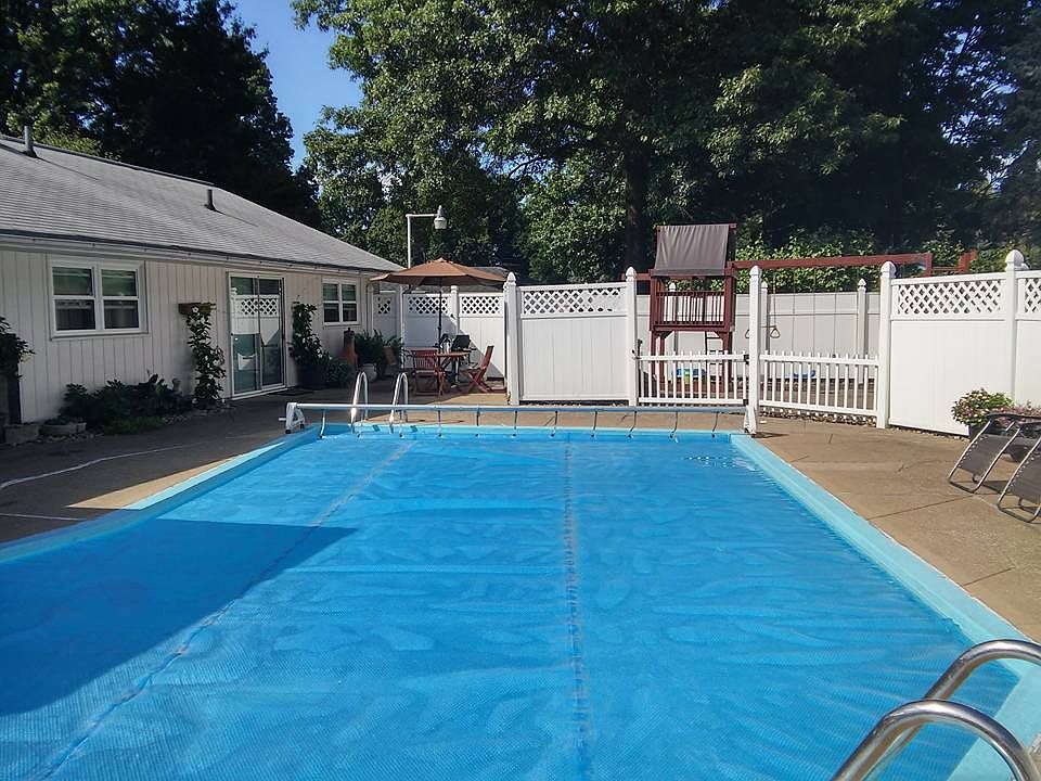 1st image of 93 Milton Dr