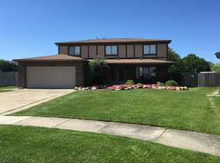 4162 Glenbrook Ct, Sterling Heights, MI