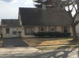 155 Pennypacker Dr, Willingboro, NJ
