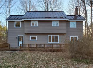 82 Dill Rd, Mount Vernon, ME 04352