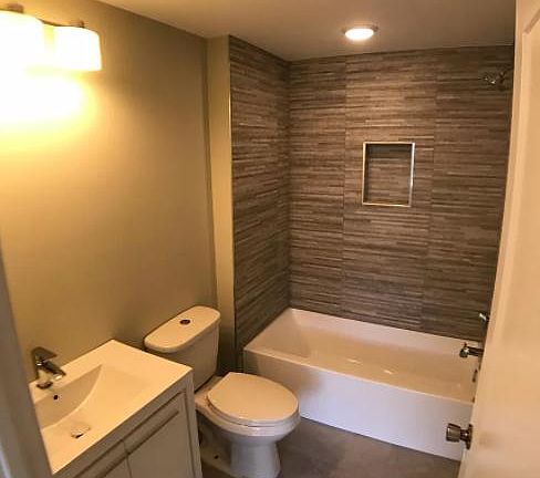 3rd image of 1713 Fairmount Ave #2