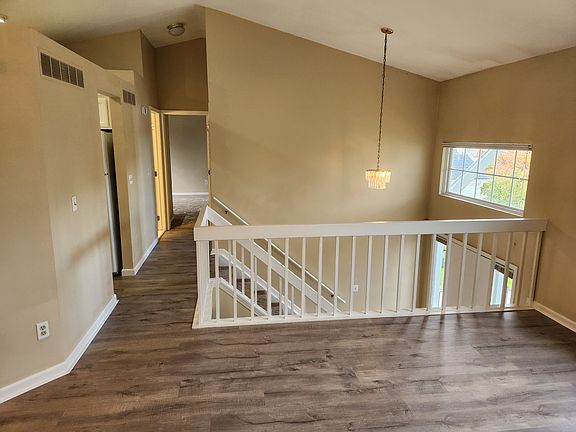 3rd image of 2021 Stockmeyer Blvd