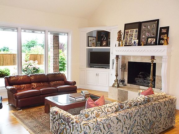 2nd image of 15808 Lacebark Ln