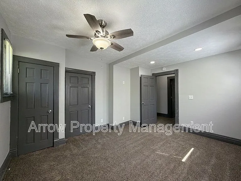 2434 W St — Photo 7