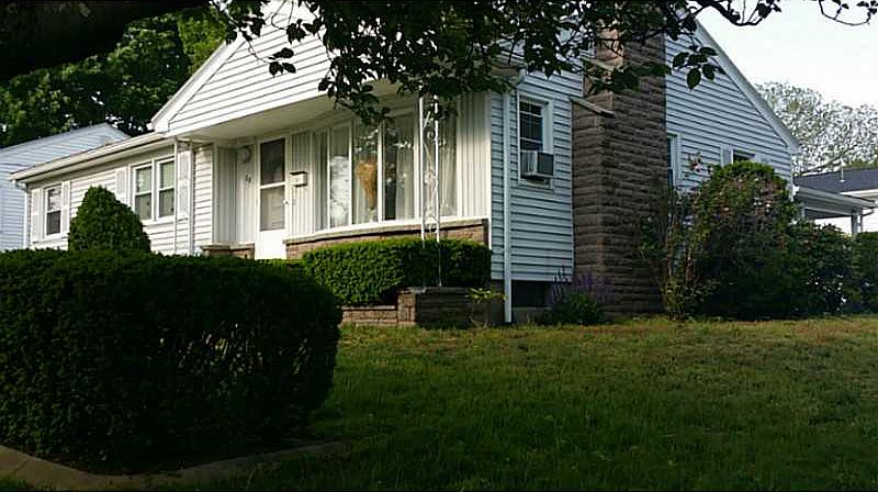1st image of 28 Pensaukee Ave
