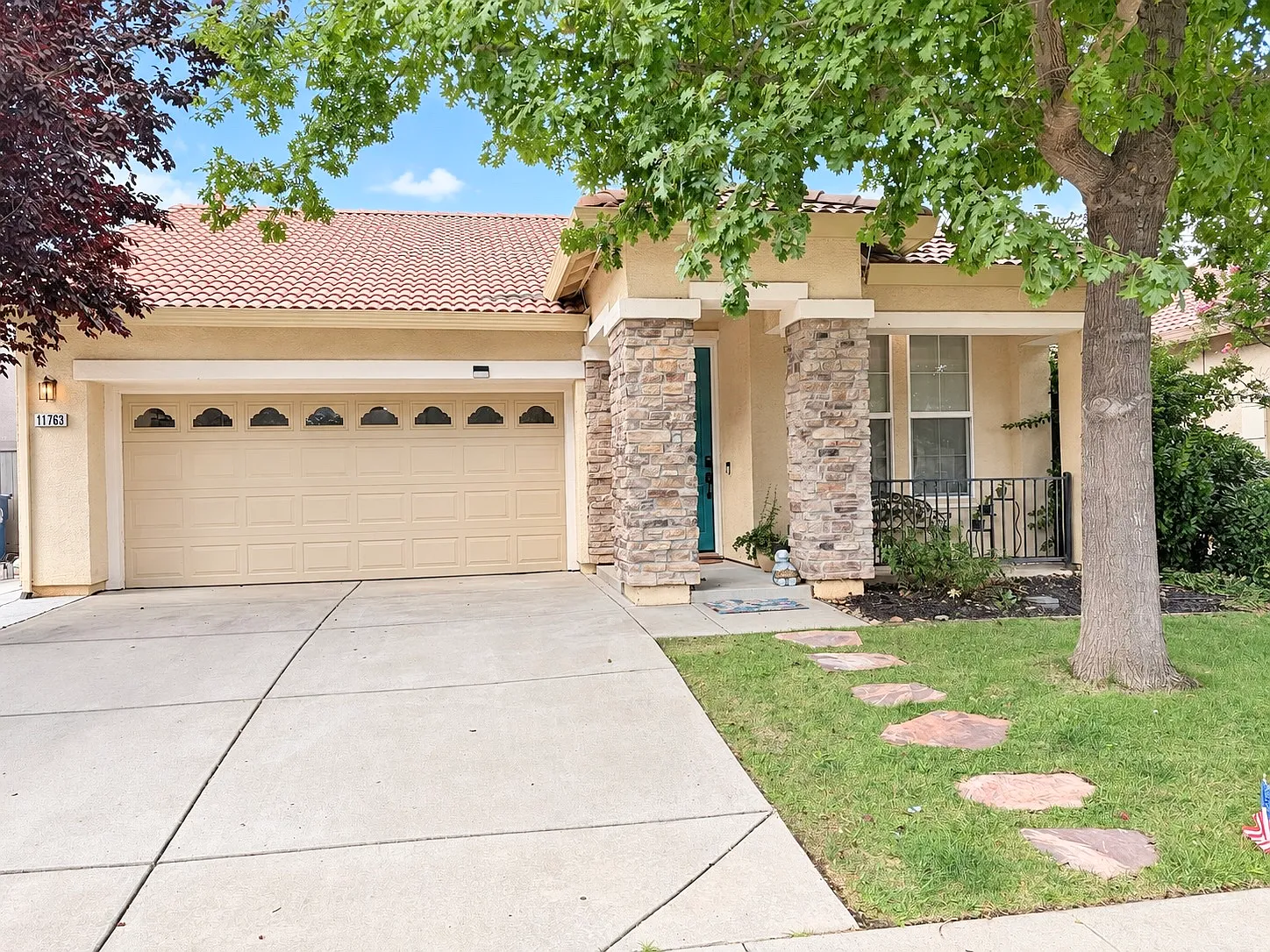 3 bed, 1531 sqft, $2,900 — Photo 1
