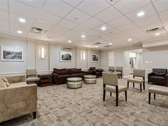4th image of 50 Columbus Ave 1010 #1010