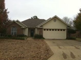 104 Lark Spur Dr, Searcy, AR 72143
