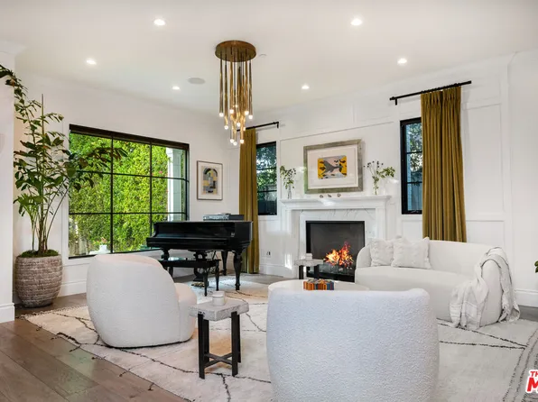 320 N Alta Vista Blvd, Los Angeles, CA 90036