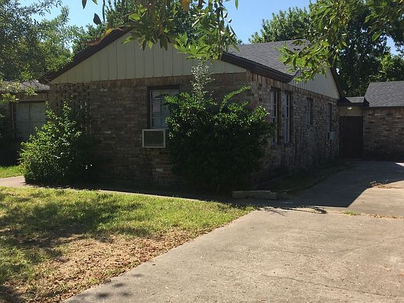 2nd image of 3805 19th St N