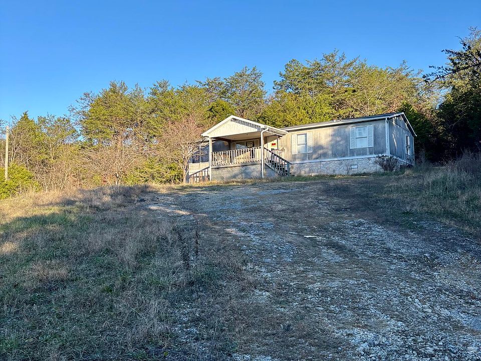 2nd image of 3974 Hickman Rd