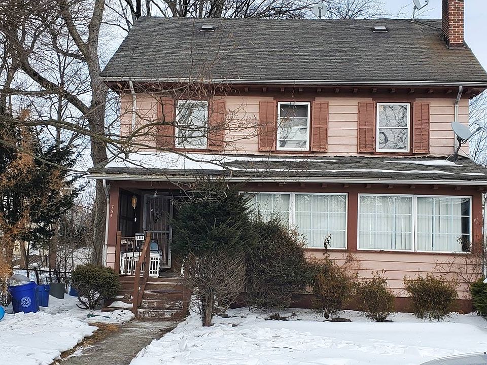 1st image of 754 McLaughlin Pl