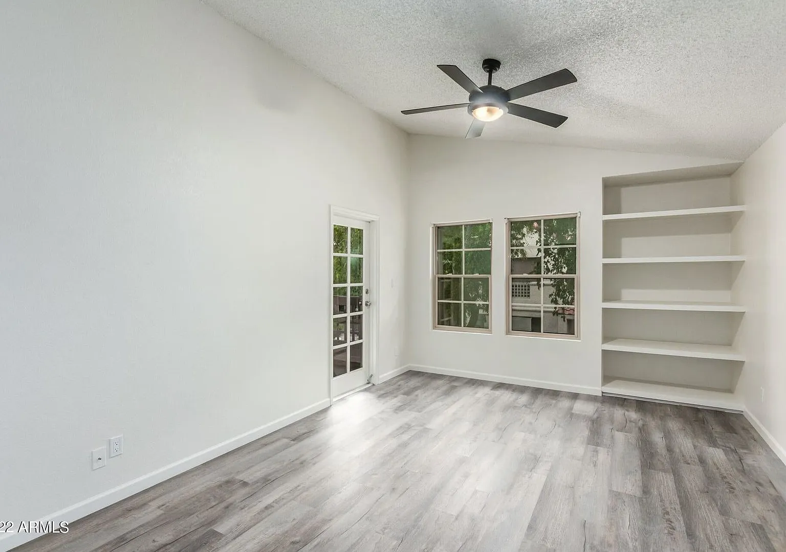 Updated 1 Br 1 Ba 1 Carport Condo Near Alma School and Guadalupe in Mesa — Photo 3