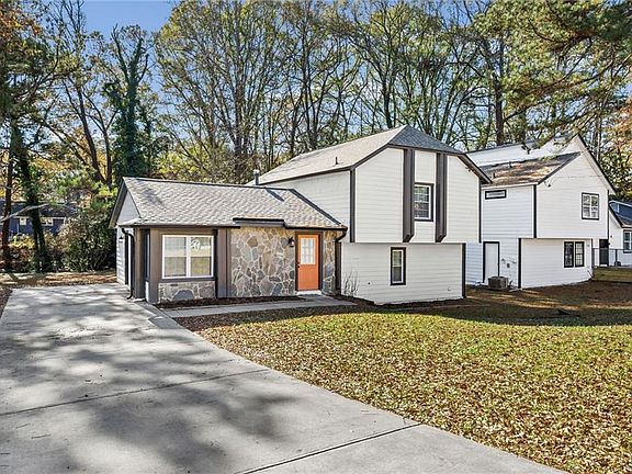 5th image of 2468 Leslie Brook Dr