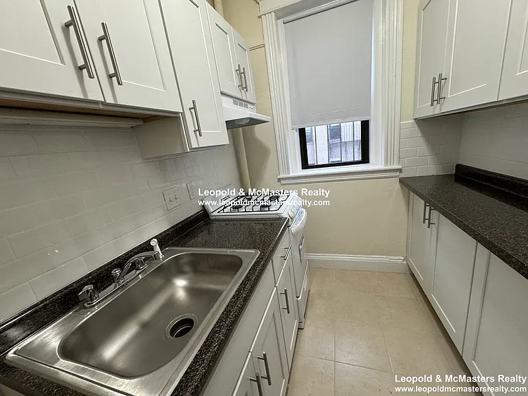 1124 Commonwealth Ave — Photo 74
