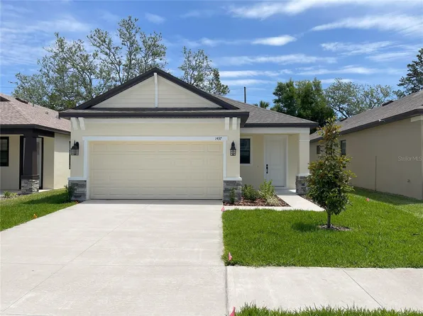 1437 N River Cir, Tarpon Springs, FL 34689
