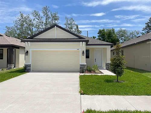 1437 N River Cir Photo 1