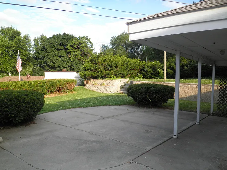 7731 Cuming Cir — Photo 2
