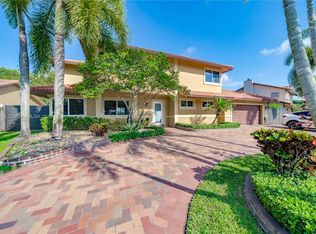 6951 E Wedgewood Ave, Davie, FL 33331