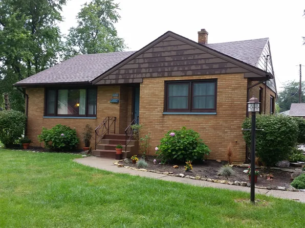 120 N Ash St, Hobart, IN 46342