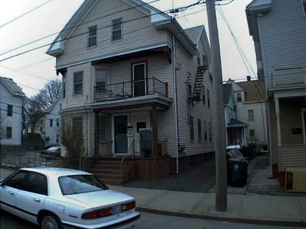 676 Chalkstone Ave, Providence, RI 02908