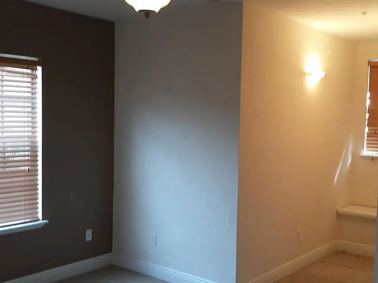 2602 SW 87th Dr #201 — Photo 11