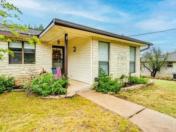 104 Clear Springs Rd, Georgetown, TX 78628