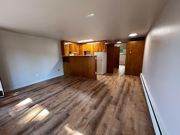 103 E Lynn St #102 — Photo 11