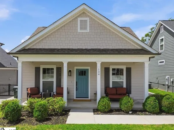 134 Oakland Dr, Greenville, SC 29607