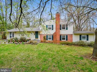 4213 Olley Ln, Fairfax, VA 22032