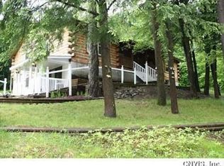 2173 Woodside Dr, Camden, NY