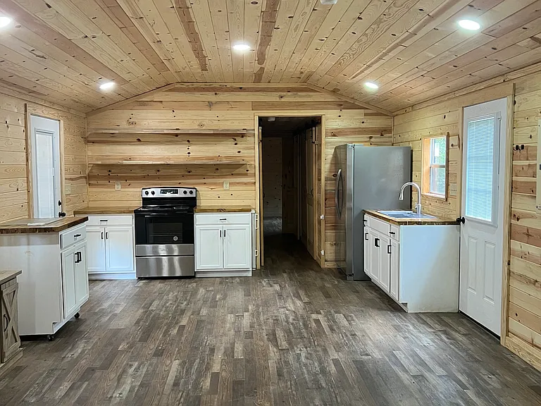 197 County Road 956 — Photo 13