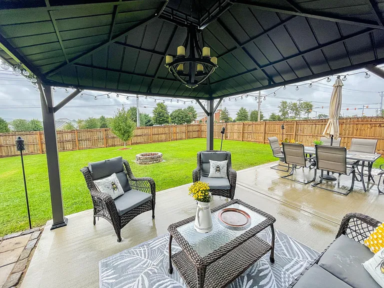 1010 Vanguard Dr — Photo 21