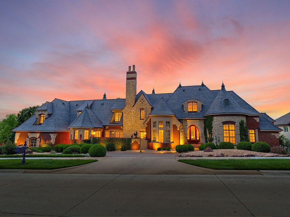 1st image of 3865 E Eaglescliffe Drive