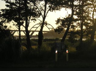 885 N Bay St, Waldport, OR