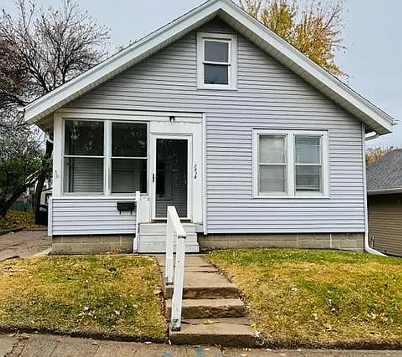 2914 N 49th Ave