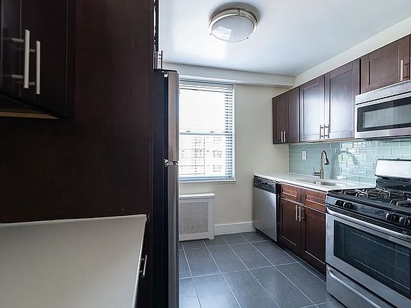 2nd image of 104-40 Queens Blvd APT 3D