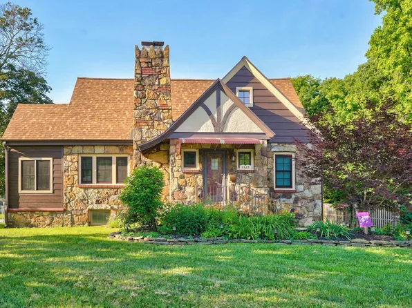 1328 E Bennett Street, Springfield, MO 65804