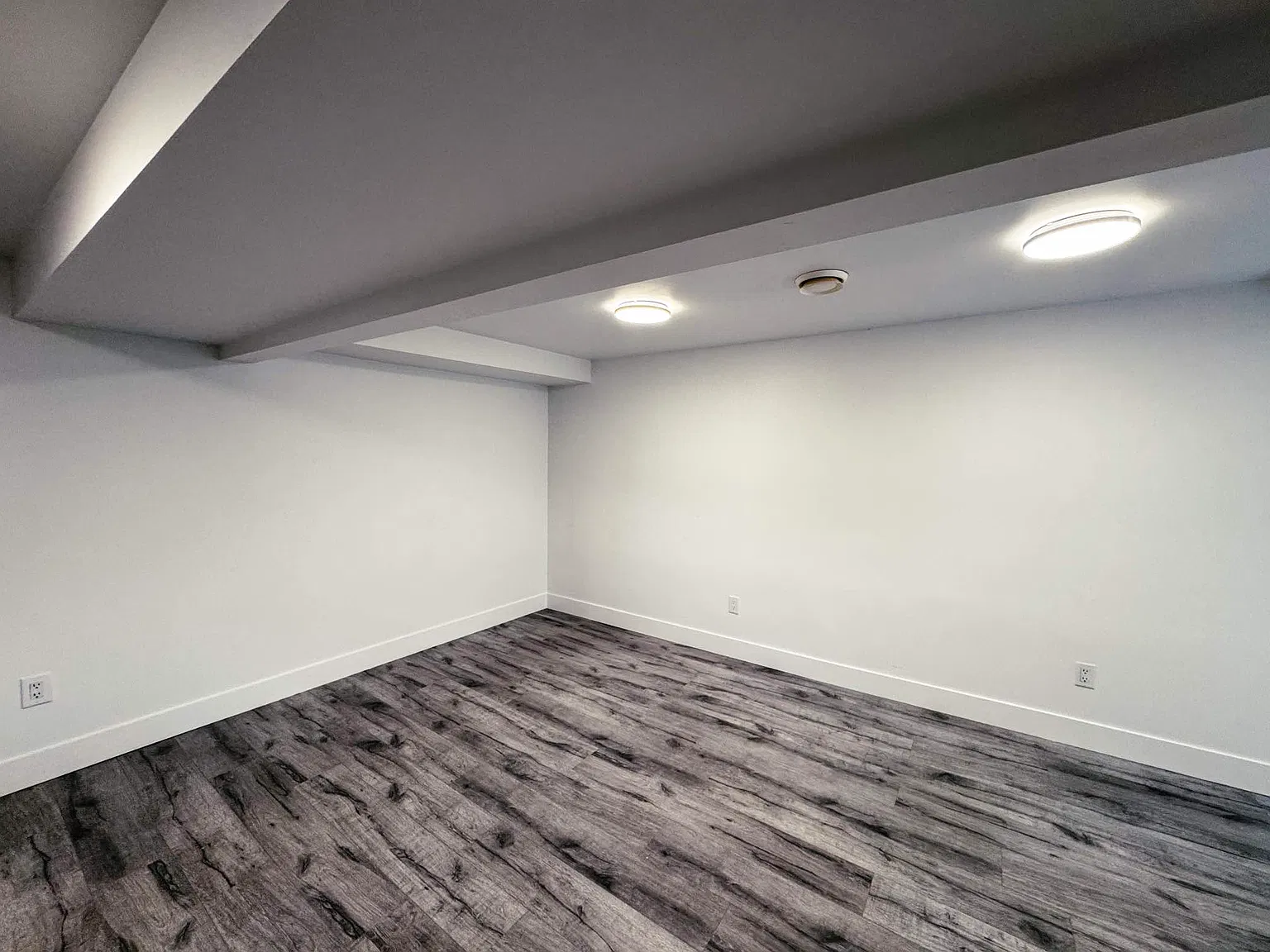 2 bed, 900 sqft, $1,700 — Photo 4