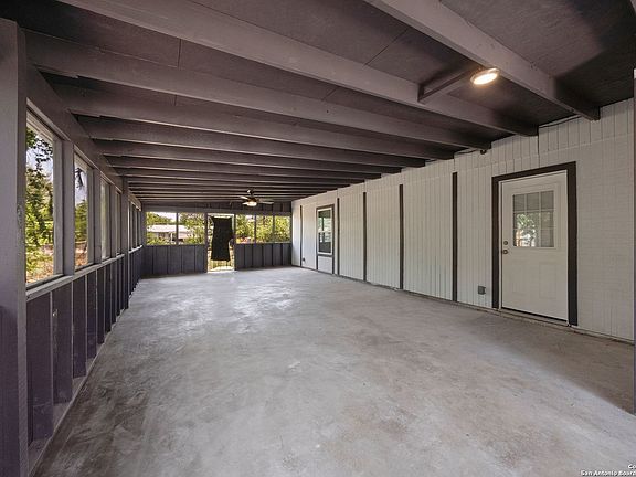 3rd image of 2614 RAWHIDE LN