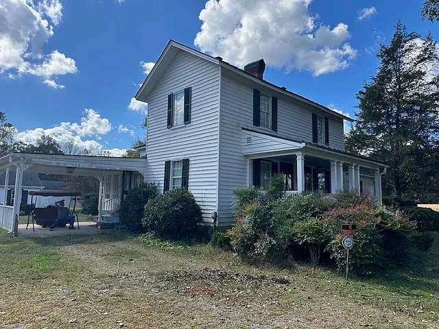 6501 Normans Bridge Rd — Photo 2