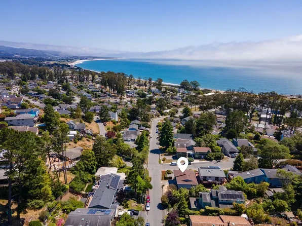 407 Avenue Portola, El Granada, CA 94018