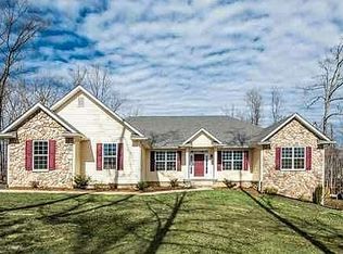 1085 Rainbow Rdg, Bumpass, VA 23024