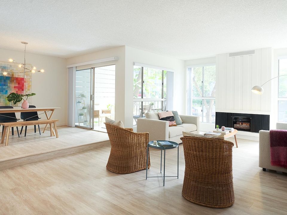 1st image of 212-1235 N Kings Rd #212