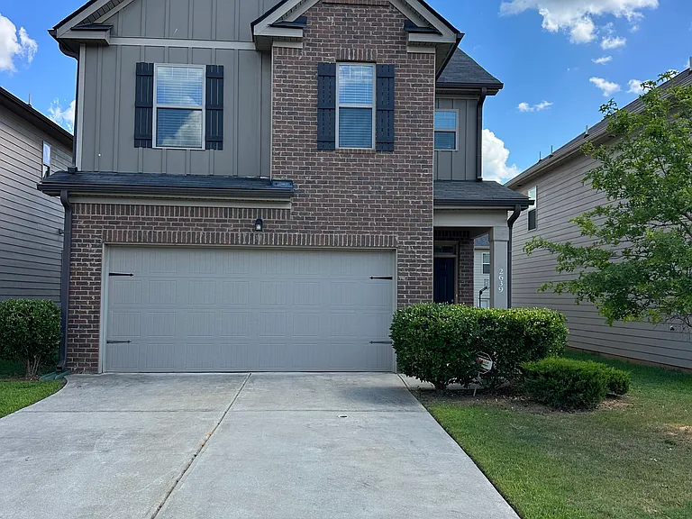 2639 Lovejoy Crossing Dr — Photo 1