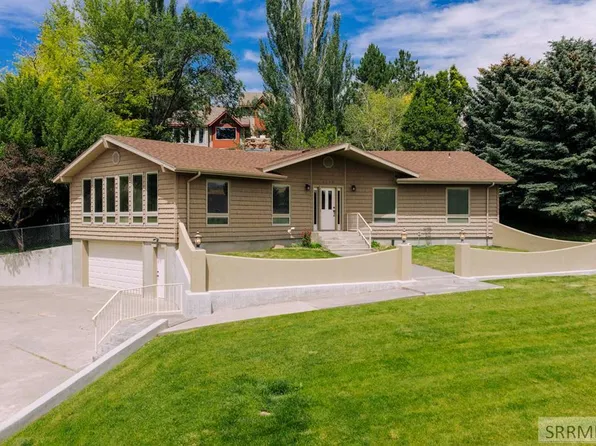 2255 E Greenbrier Dr, Idaho Falls, ID 83404