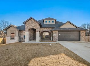 2201 Hay Meadow St, Springdale, AR 72762